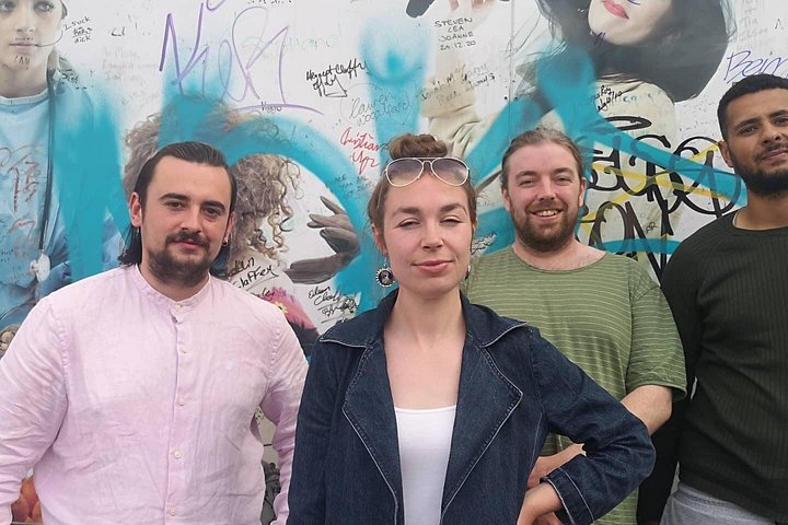 Explorez les murales et les Murs de la Paix de Belfast lors d'une visite privée en taxi avec un guide local, photo 682 | wizardtrip