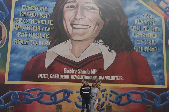 Explorez les murales et les Murs de la Paix de Belfast lors d'une visite privée en taxi avec un guide local, photo 710 | wizardtrip