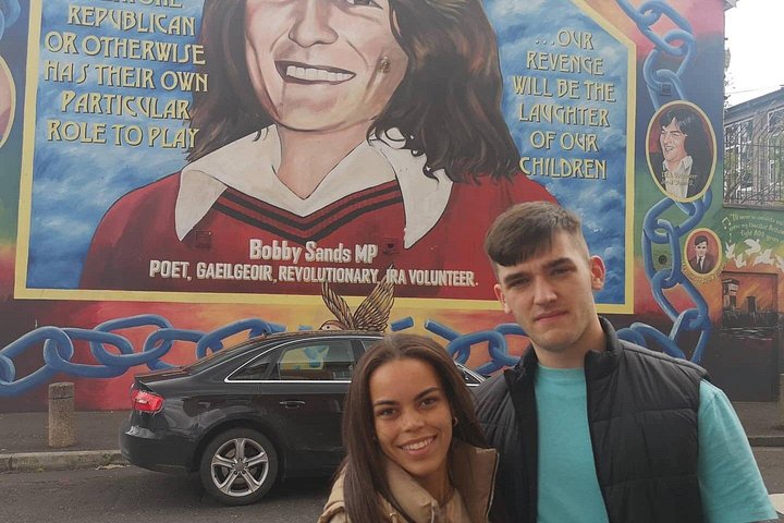 Explorez les murales et les Murs de la Paix de Belfast lors d'une visite privée en taxi avec un guide local, photo 723 | wizardtrip