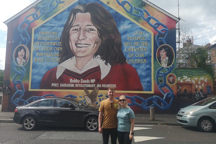 Explorez les murales et les Murs de la Paix de Belfast lors d'une visite privée en taxi avec un guide local, photo 725 | wizardtrip