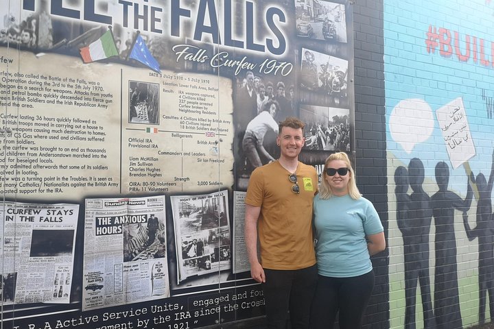 Explorez les murales et les Murs de la Paix de Belfast lors d'une visite privée en taxi avec un guide local, photo 728 | wizardtrip
