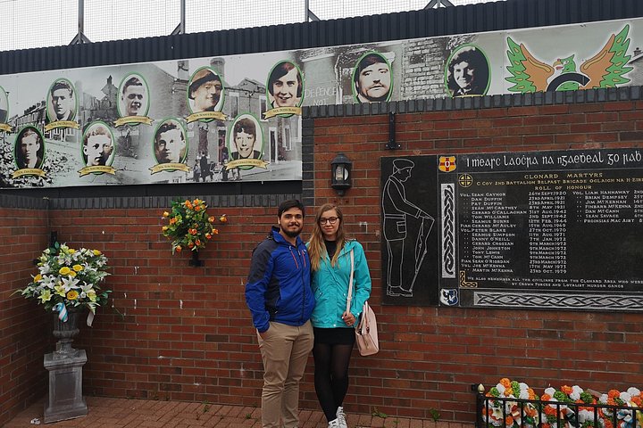 Explorez les murales et les Murs de la Paix de Belfast lors d'une visite privée en taxi avec un guide local, photo 736 | wizardtrip