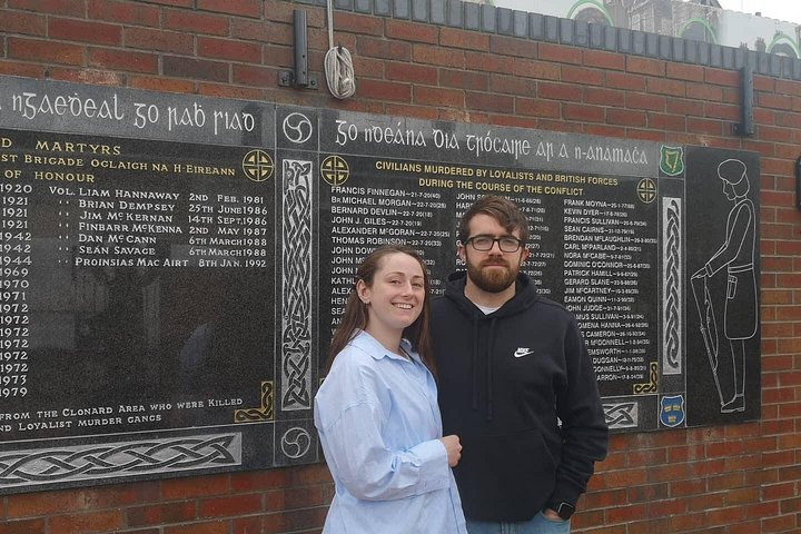 Explorez les murales et les Murs de la Paix de Belfast lors d'une visite privée en taxi avec un guide local, photo 751 | wizardtrip