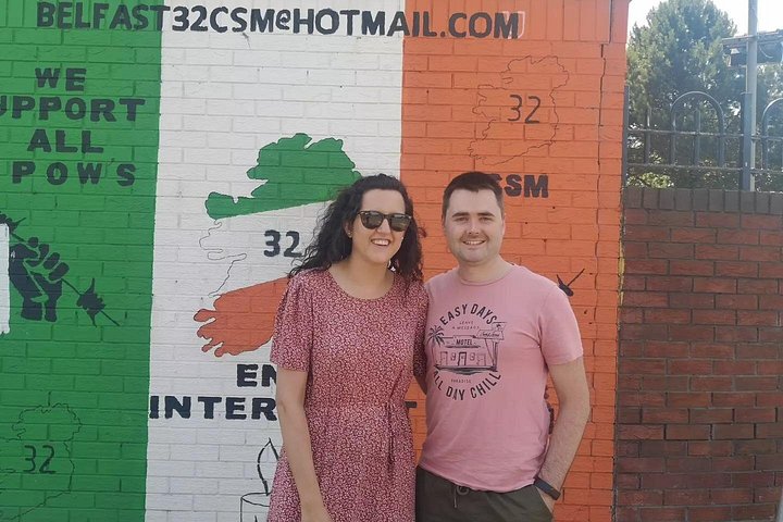 Explorez les murales et les Murs de la Paix de Belfast lors d'une visite privée en taxi avec un guide local, photo 786 | wizardtrip