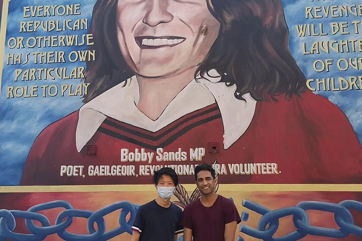 Explorez les murales et les Murs de la Paix de Belfast lors d'une visite privée en taxi avec un guide local, photo 829 | wizardtrip