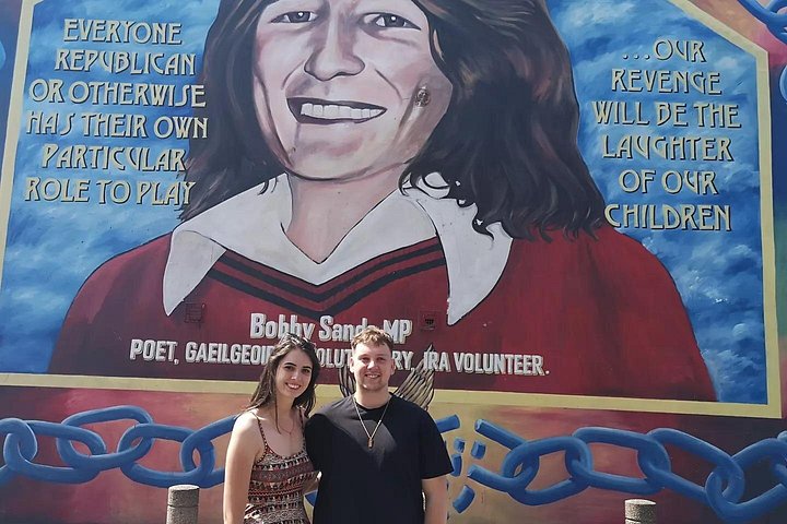 Explorez les murales et les Murs de la Paix de Belfast lors d'une visite privée en taxi avec un guide local, photo 843 | wizardtrip