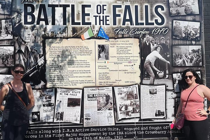 Explorez les murales et les Murs de la Paix de Belfast lors d'une visite privée en taxi avec un guide local, photo 855 | wizardtrip