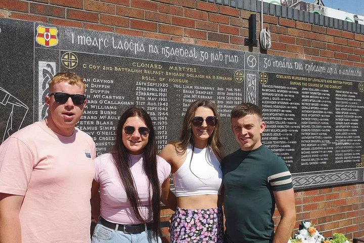 Explorez les murales et les Murs de la Paix de Belfast lors d'une visite privée en taxi avec un guide local, photo 864 | wizardtrip