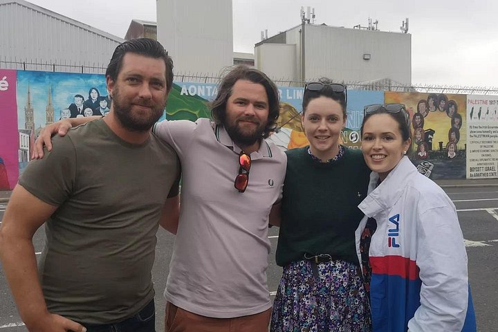Explorez les murales et les Murs de la Paix de Belfast lors d'une visite privée en taxi avec un guide local, photo 872 | wizardtrip