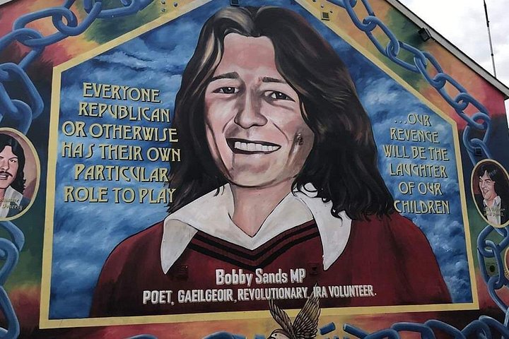 Explorez les murales et les Murs de la Paix de Belfast lors d'une visite privée en taxi avec un guide local, photo 88 | wizardtrip