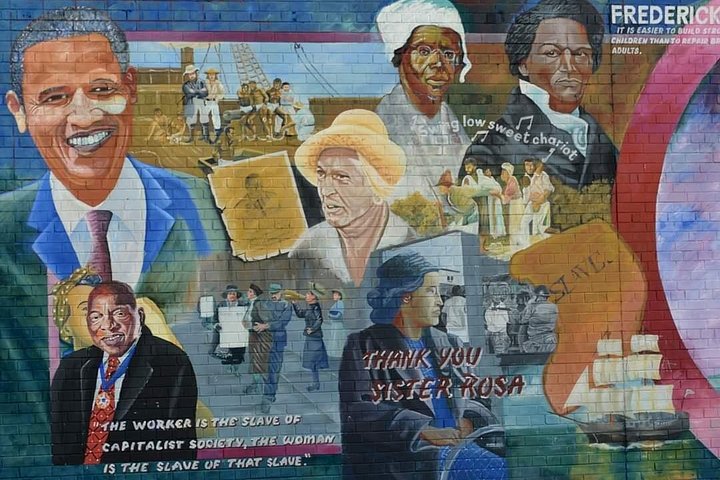 Explorez les murales et les Murs de la Paix de Belfast lors d'une visite privée en taxi avec un guide local, photo 89 | wizardtrip