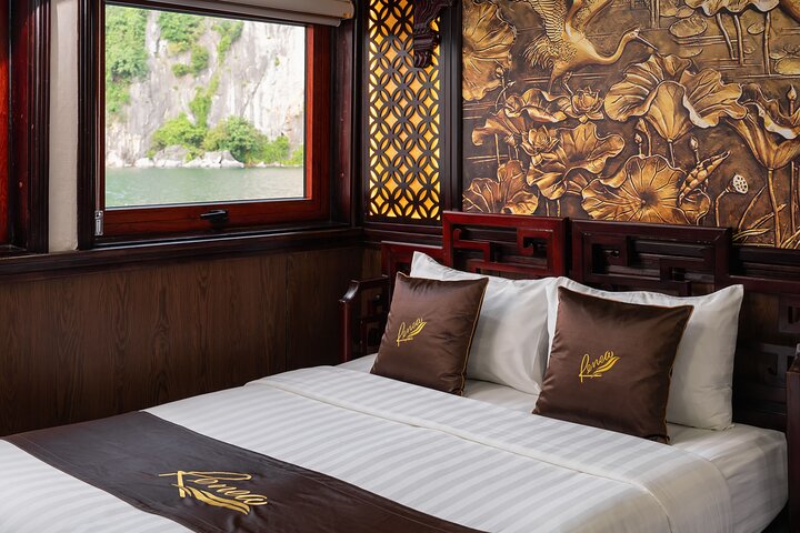 Luxuriöse Kreuzfahrt durch die atemberaubenden Karstlandschaften der Bai Tu Long und Halong Bucht, Vietnam, Foto 17 | wizardtrip