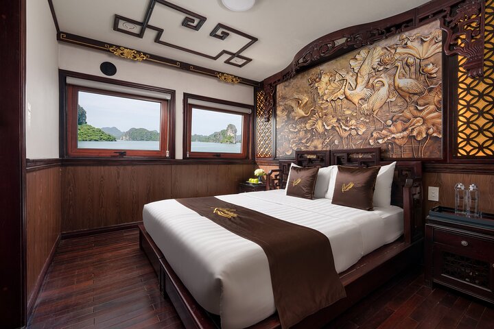 Luxuriöse Kreuzfahrt durch die atemberaubenden Karstlandschaften der Bai Tu Long und Halong Bucht, Vietnam, Foto 23 | wizardtrip