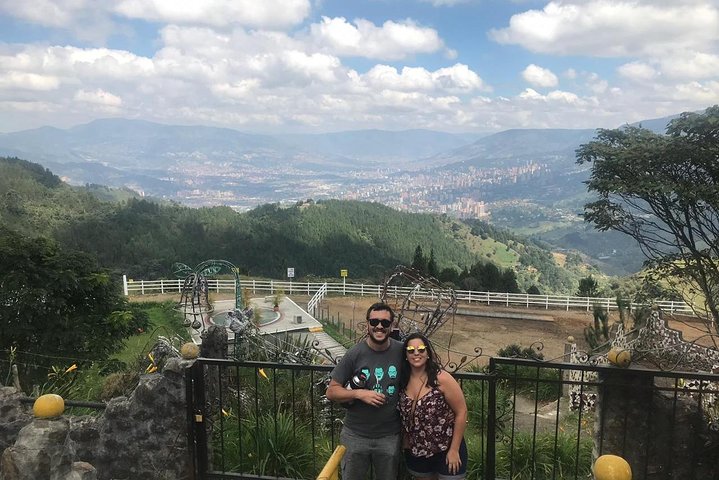 Tur i Comuna 13 och Pablo Escobar-platser i Medellín, Colombia, foto 6 | wizardtrip