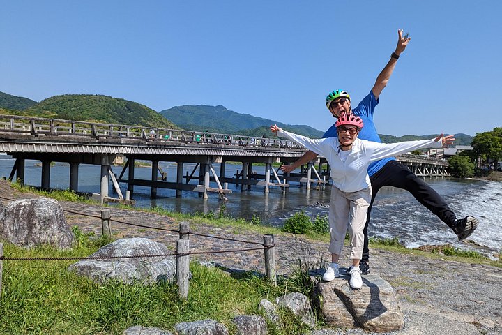 Passeio de bicicleta matinal pela Floresta de Bambu de Arashiyama e ruas secundárias cénicas de Quioto, foto 7 | wizardtrip