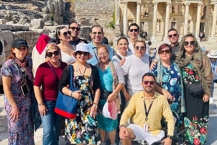 Visite guidée de l'ancienne Éphèse, incluant la Maison de la Vierge Marie et la Bibliothèque de Celsus en Turquie, photo 7 | wizardtrip