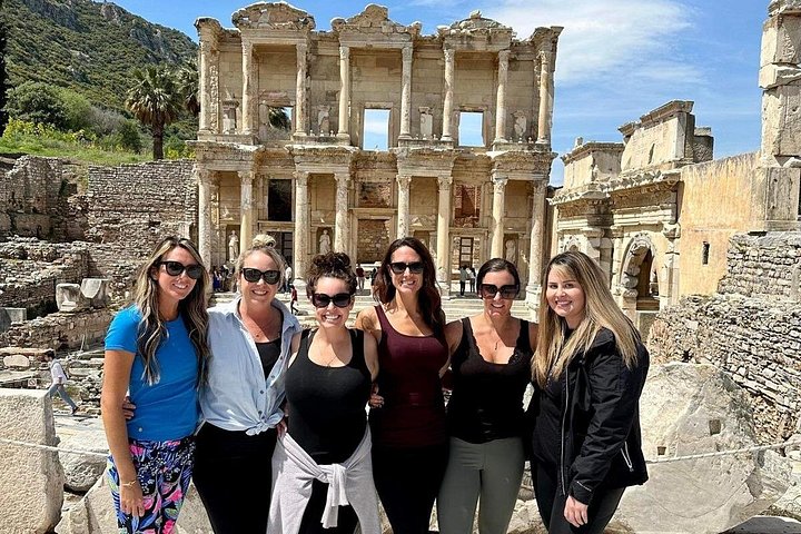 Visite guidée de l'ancienne Éphèse, incluant la Maison de la Vierge Marie et la Bibliothèque de Celsus en Turquie, photo 8 | wizardtrip