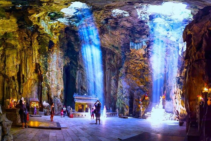 Tour de día completo explorando la Dama Buda de Da Nang, las Montañas de Mármol, la Jungla de Cocos y la Antigua Ciudad de Hoi An, foto 9 | wizardtrip