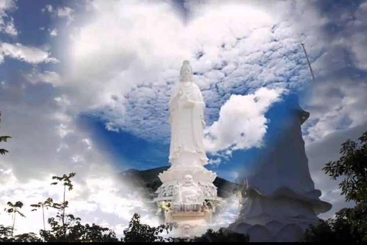 Erkunden Sie Da Nangs Marmorberge, die Am Phu Höhle und die Statue der Buddha-Dame auf einer geführten Kleingruppentour, Foto 10 | wizardtrip