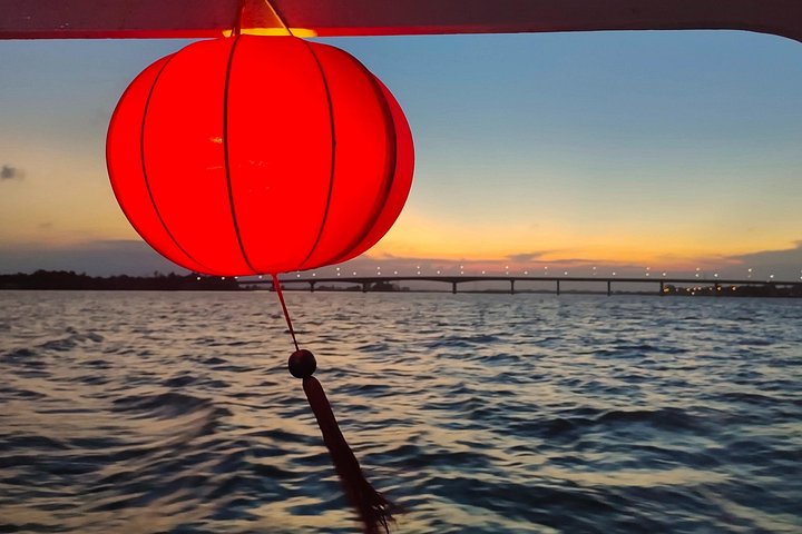Sunset boat trip and My Son Sanctuary tour from Hoi An, Vietnam, photo 8 | wizardtrip