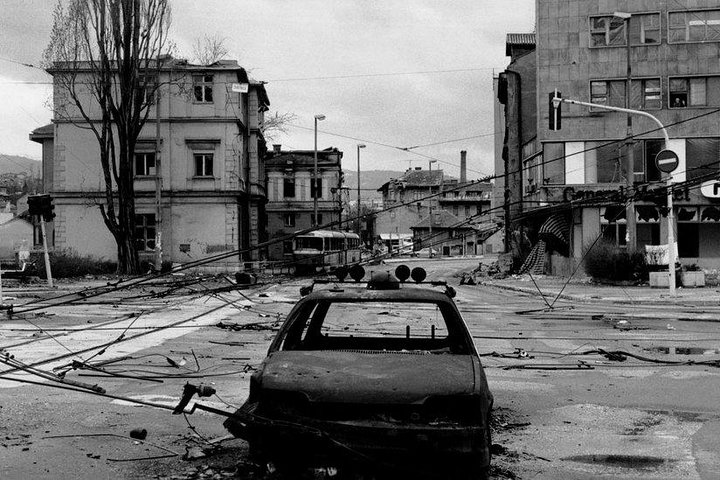 ROSES OF SARAJEVO (Officiële Oorlogs- + Stadstour) - Verhaal van een Overlevende | wizardtrip