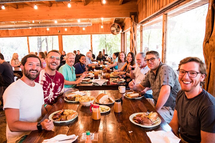 Tour en traslado a BBQ y bodegas de Texas Hill Country desde Austin, foto 8 | wizardtrip