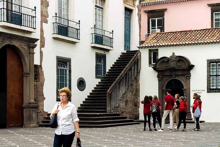 Vandretur gjennom historiske Funchal, Portugal, med besøk til markeder og landemerker, foto 17 | wizardtrip