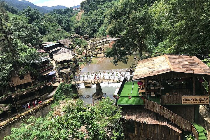 Scenic trek through Sapa's rice terraces and ethnic villages, with a comfortable hotel stay, photo 23 | wizardtrip