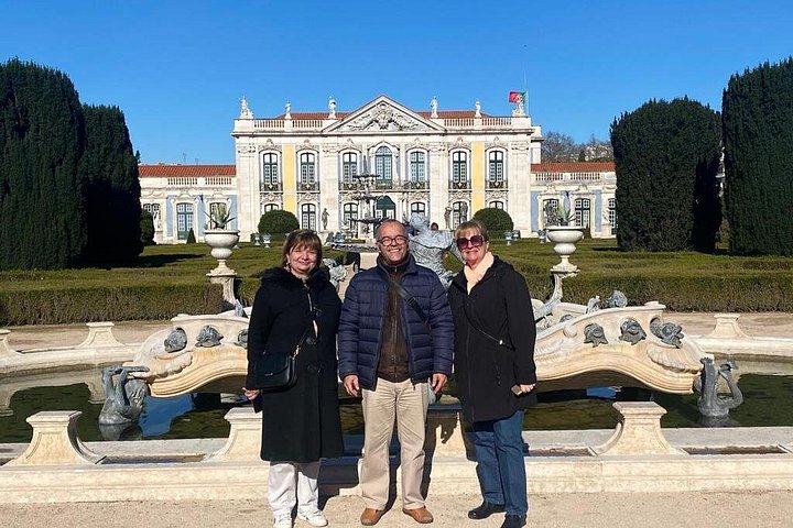 Private tour exploring Sintra's Pena Palace, Regaleira, and coastal Portugal from Lisbon, photo 17 | wizardtrip
