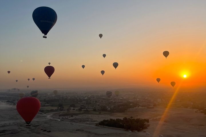 Voo de balão sobre Luxor ao nascer do sol, seguido de um tour por templos e tumbas egípcias antigas, foto 25 | wizardtrip