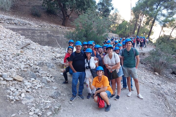 Guidet tur på Caminito del Rey gangbroen i Málaga, Spanien, med fantastisk udsigt over kløften og broer, foto 17 | wizardtrip