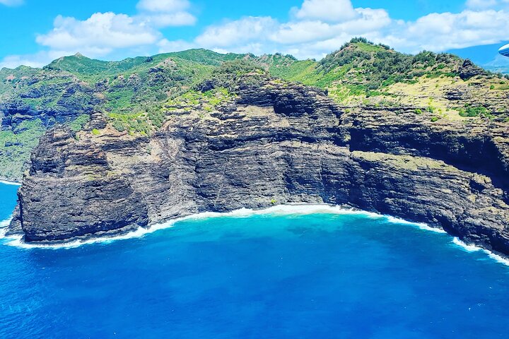 カウアイ島の素晴らしい滝とドラマチックな海岸線を巡る、プライベート・ドアオフヘリコプターツアー、写真26 | wizardtrip