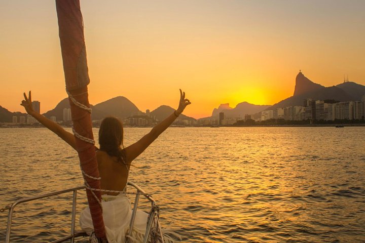 Solnedgangsseiltur i Guanabara-bukten, Rio de Janeiro, med utsikt over Sukkerbrød-fjellet, foto 7 | wizardtrip