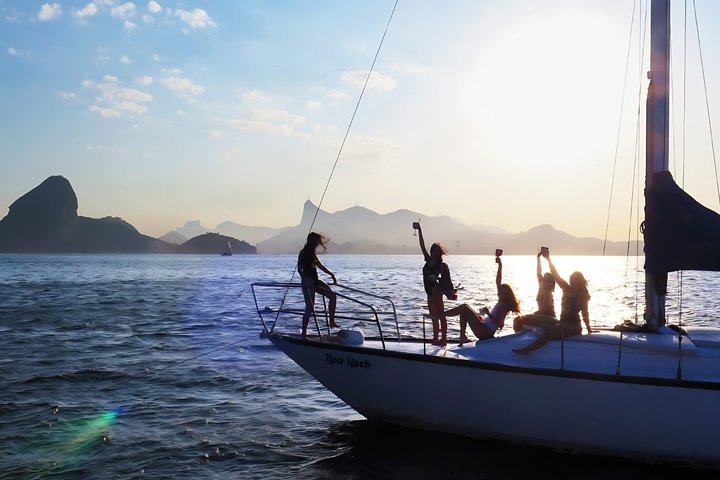 Solnedgangsseiltur i Guanabara-bukten, Rio de Janeiro, med utsikt over Sukkerbrød-fjellet, foto 20 | wizardtrip