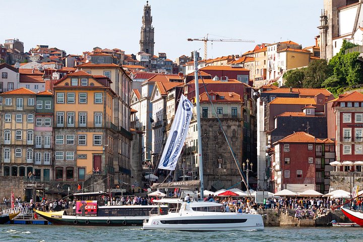 Enjoy a scenic Douro River cruise in Porto, Portugal, with Port wine and stunning city views, photo 10 | wizardtrip