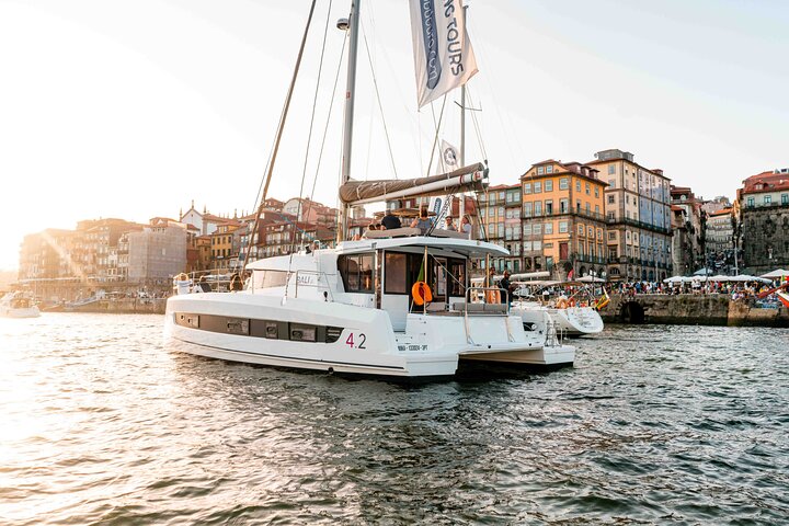 Enjoy a scenic Douro River cruise in Porto, Portugal, with Port wine and stunning city views, photo 23 | wizardtrip