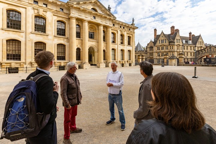 Tour guidato a piedi dei college storici, delle biblioteche e dei monumenti iconici dell'Università di Oxford, foto 6 | wizardtrip
