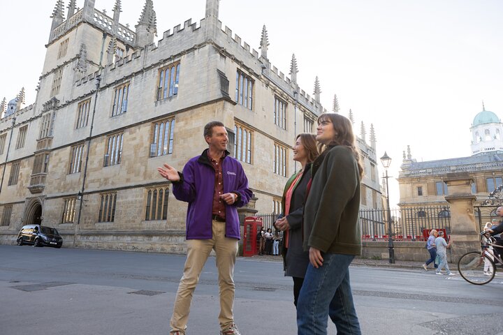 Tour guidato a piedi dei college storici, delle biblioteche e dei monumenti iconici dell'Università di Oxford, foto 7 | wizardtrip