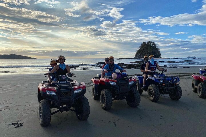 ATV-tur langs Costa Ricas strender og fjell, med dyreliv og naturskjønn utsikt, foto 18 | wizardtrip