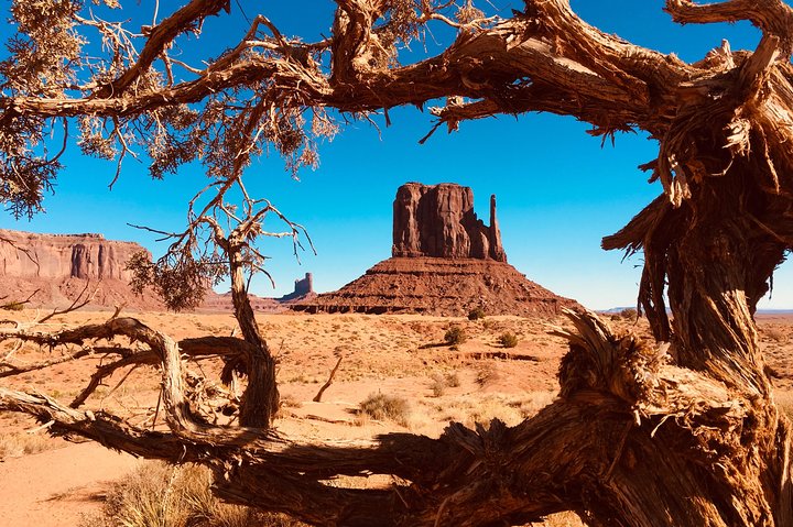 Monument Valley Extended Backcountry Tour | wizardtrip