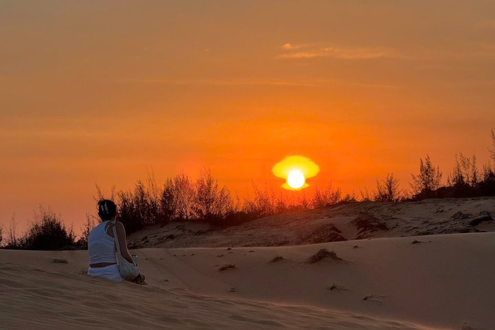 Oplev en spændende jeep-tur til Mui Nes sandklitter ved solopgang eller solnedgang, inklusive besøg til en fiskerlandsby og Fairy Stream, foto 16 | wizardtrip