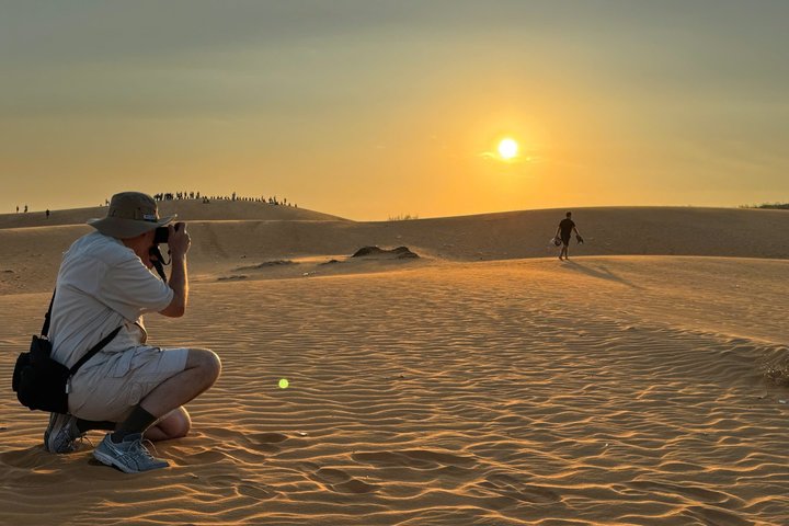 Oplev en spændende jeep-tur til Mui Nes sandklitter ved solopgang eller solnedgang, inklusive besøg til en fiskerlandsby og Fairy Stream, foto 17 | wizardtrip