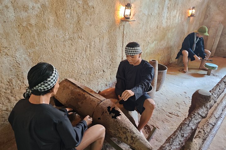 Explorez les tunnels historiques de Cu Chi à Ben Duoc, Vietnam, offrant un aperçu authentique de la survie en temps de guerre, photo 37 | wizardtrip