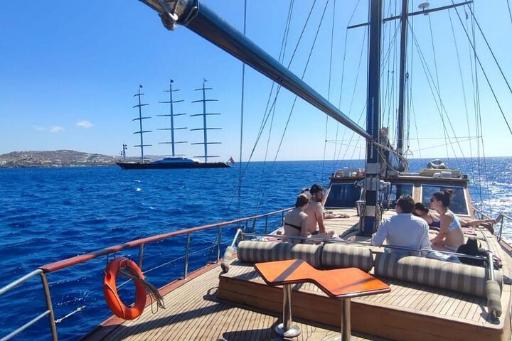 Mykonos Sail Cruise to Delos and Rhenia Islands | wizardtrip
