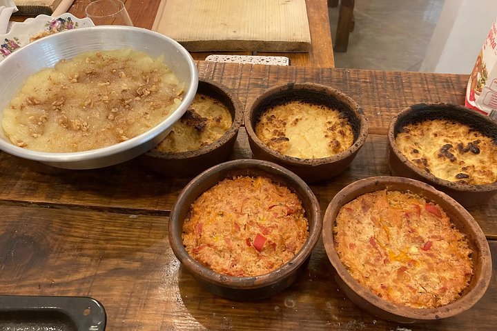 Leer traditioneel Albanees koken met onbeperkte wijn en raki in Tirana, foto 19 | wizardtrip