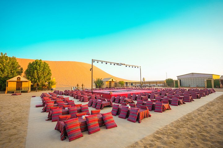 Ervaar een woestijnsafari in Abu Dhabi met dune bashing, kamelenritten en traditioneel entertainment, foto 35 | wizardtrip