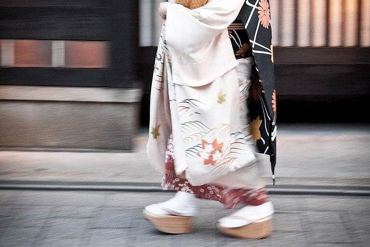 京都の祇園地区、芸妓の伝統、食事オプションを含む文化パフォーマンスを体験してください、写真6 | wizardtrip