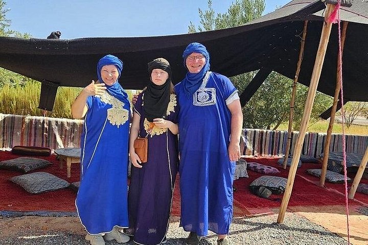 Excursion d'une journée complète au départ de Marrakech vers les Monts Atlas, les villages berbères, le désert d'Agafay avec balade à dos de dromadaire, photo 12 | wizardtrip