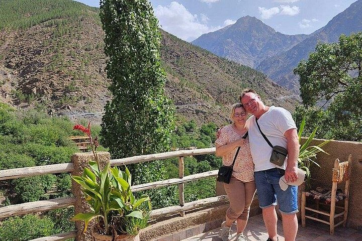 Excursion d'une journée complète au départ de Marrakech vers les Monts Atlas, les villages berbères, le désert d'Agafay avec balade à dos de dromadaire, photo 13 | wizardtrip