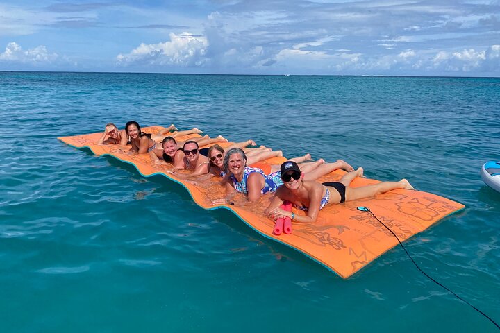 Excursion en bateau à Saint-Martin avec baignade, snorkeling et island hopping, photo 21 | wizardtrip